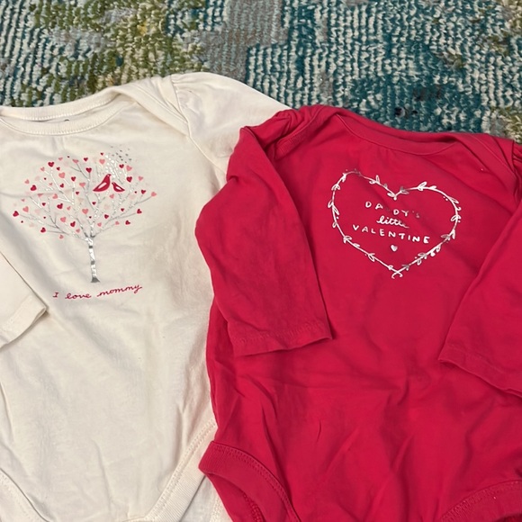Baby Gap Valentine's Day Shirt Set - Picture 2 of 2